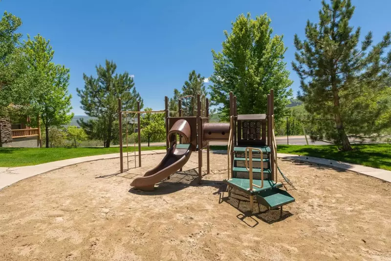 There is an inviting community playground for the littles just right outside the back door of the building