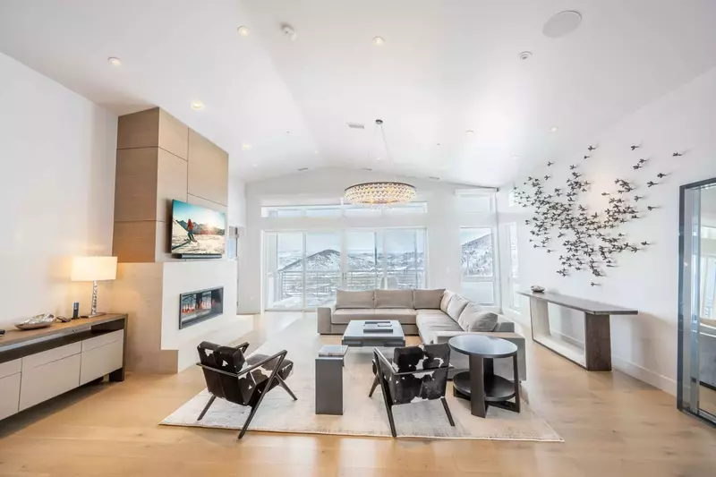 The Elegant, High End Penthouse Has Gorgeous Views from the Living Room, Oversized L-Shaped Sofa, Gas Fireplace, Smart HDTV, Cable