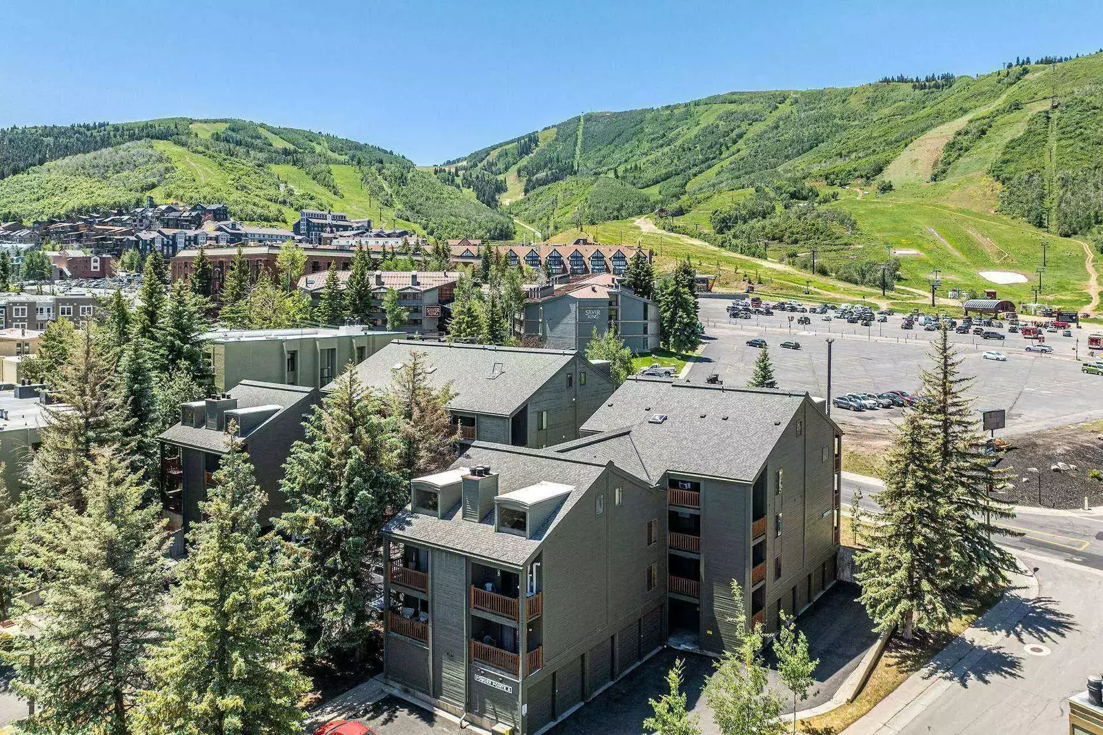 Powder Point at Park City Mountain – 5 Minute Walk to Skiing! || Park City Mountain Resort, Park City Mountain Airbnb, Park City Mountain VRBO