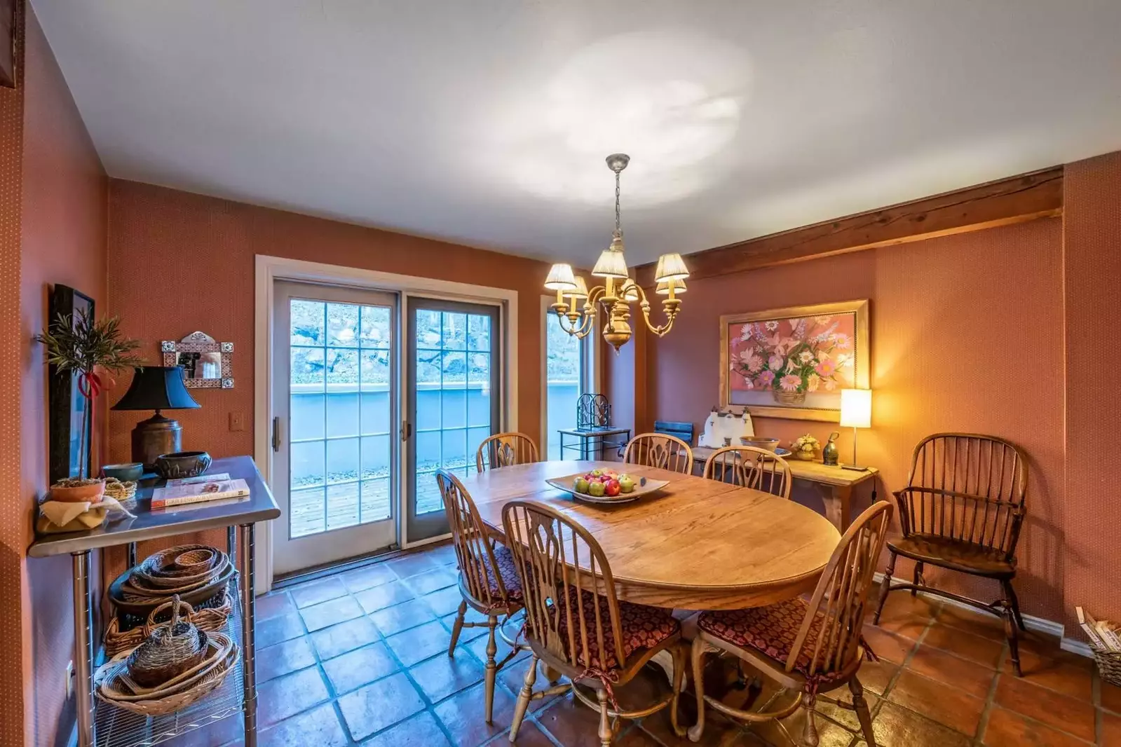 Dining Room w Seats for 7