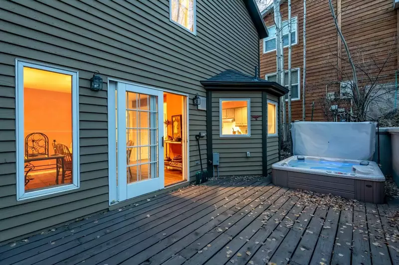 Private Deck and Hot Tub