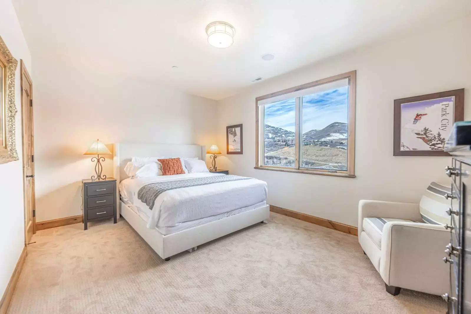 Deer Valley East Family Friendly Rental | Private Hot Tub | King Beds