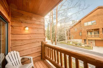 Start The Day Relaxing on the Covered Deck w A Cup of Coffee While Listening To The Burbling Creek