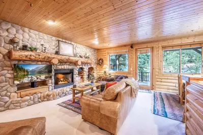 Deer Valley Blackbear 108