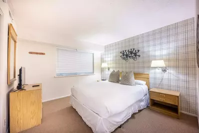 New Claim | Prospector Square