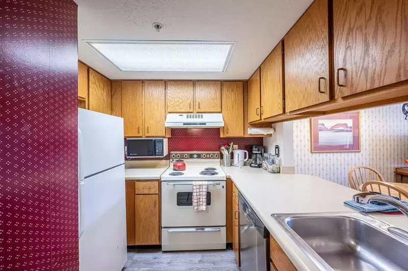 New Claim | Prospector Square