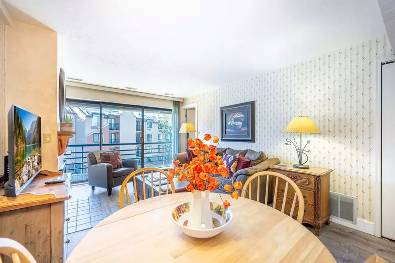 New Claim | Prospector Square