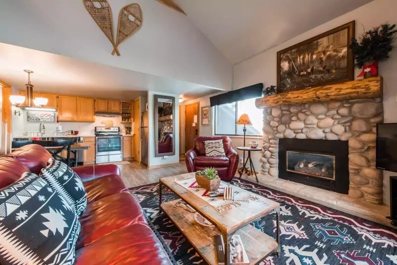 Beautiful gas fireplace and HDTV