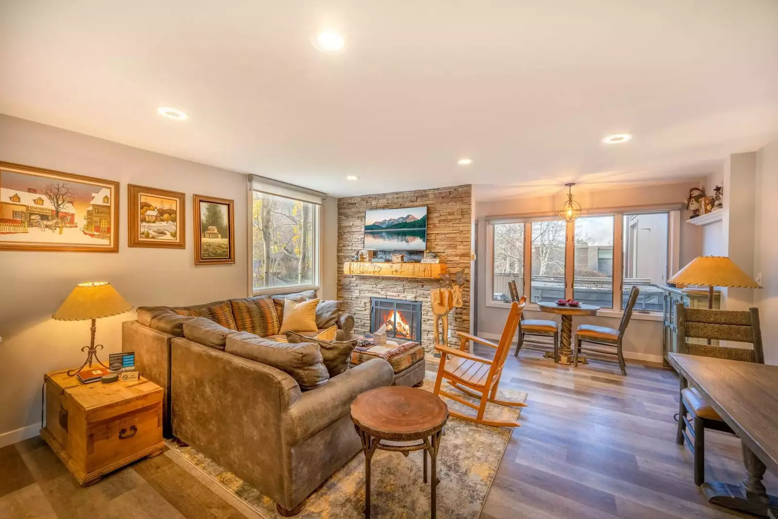 Our fully updated warm and inviting mountain condo has an open floor plan, and a private Jacuzzi hot tub on the secluded deck. New hardwood flooring,