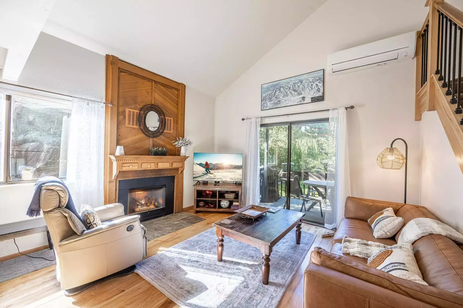 Updated Redpine at Canyons–Open Floor Plan, Fireplace, Hardwood Floors, HDTV w/ Comcast Cable  Park City Airbnb, Park City Vacation Rentals, Park City