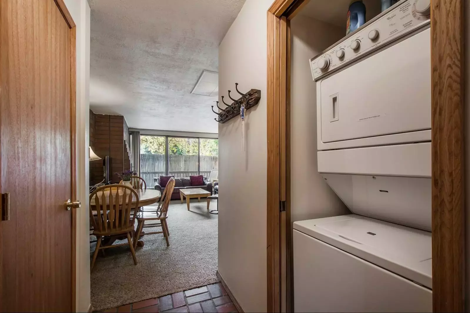 The condo also includes a private washing machine and clothes dryer.