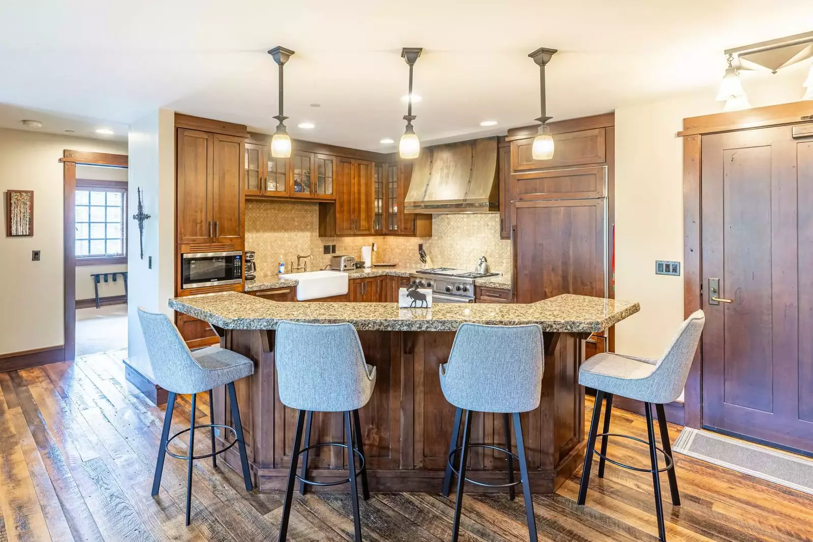 Deer Valley Arrowleaf 216