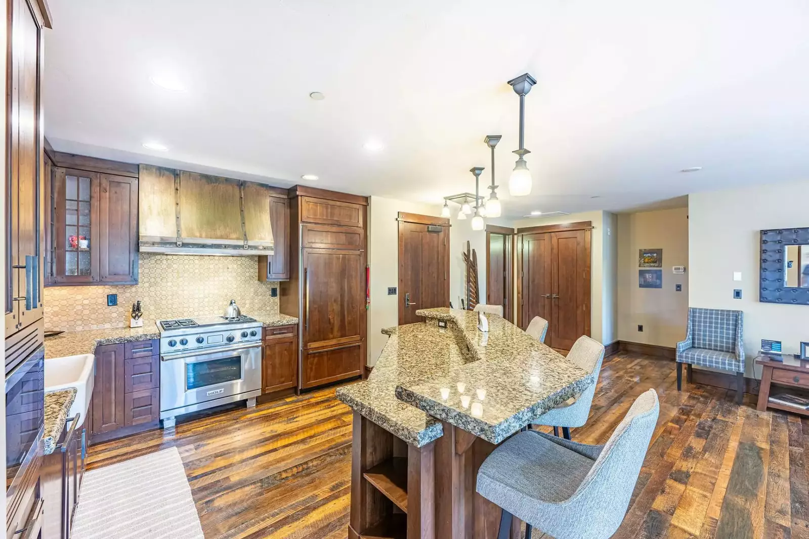 Deer Valley Arrowleaf 216