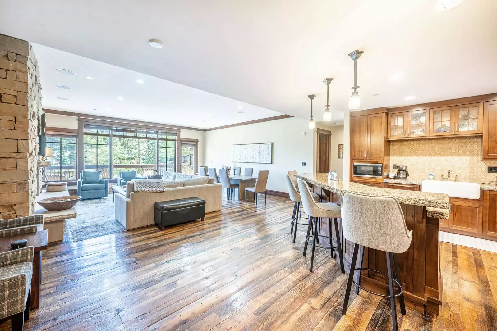 Deer Valley Arrowleaf 216