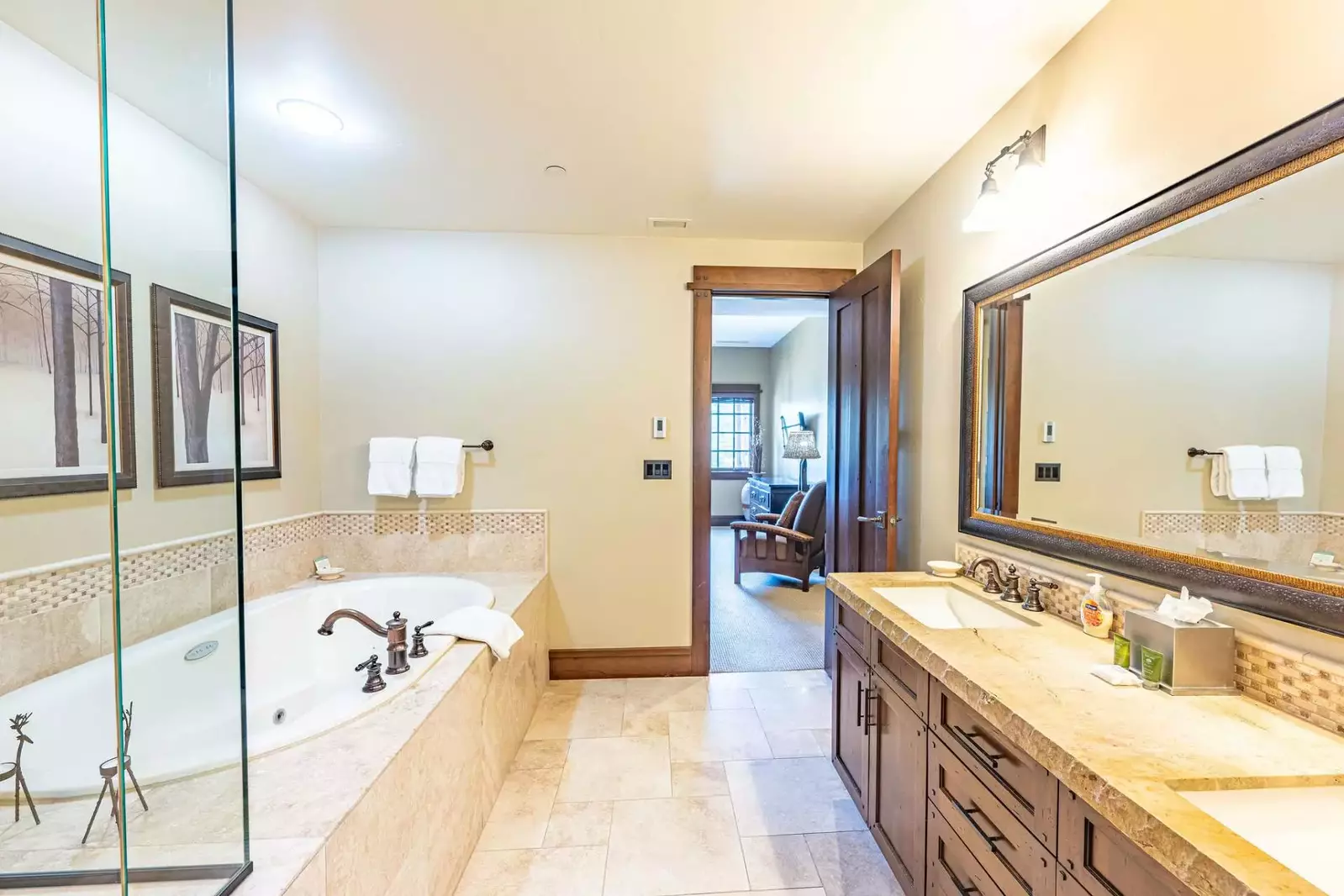 Deer Valley Arrowleaf 216