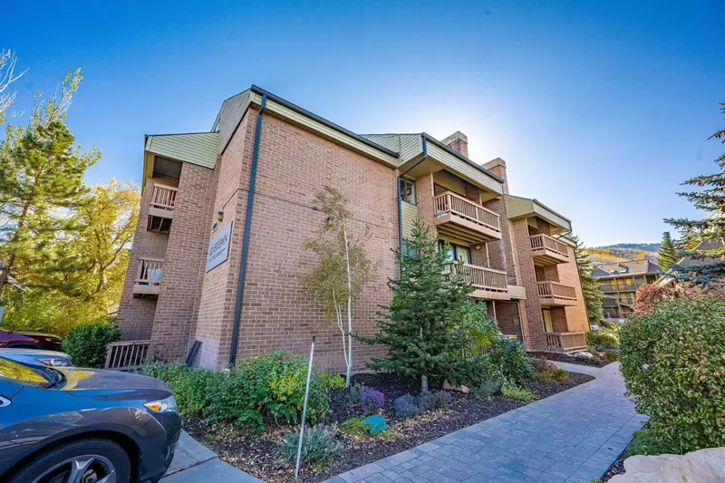 Welcome to Silvertown Winter Vista - Located just 1 Block From Skiing, this is the perfect Park City Vacation Rental!