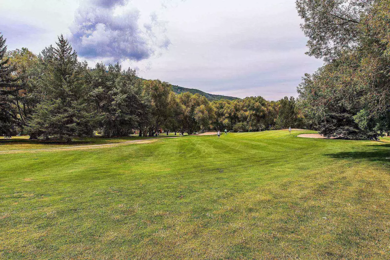 Rare location right on the Park City Municipal Golf Course, 18 holes.