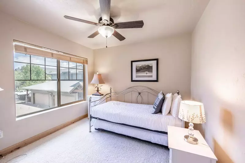 The Spacious Guest Suite Offers A Twin Bed & Twin Trundle Bed (2 Twin Beds Total)