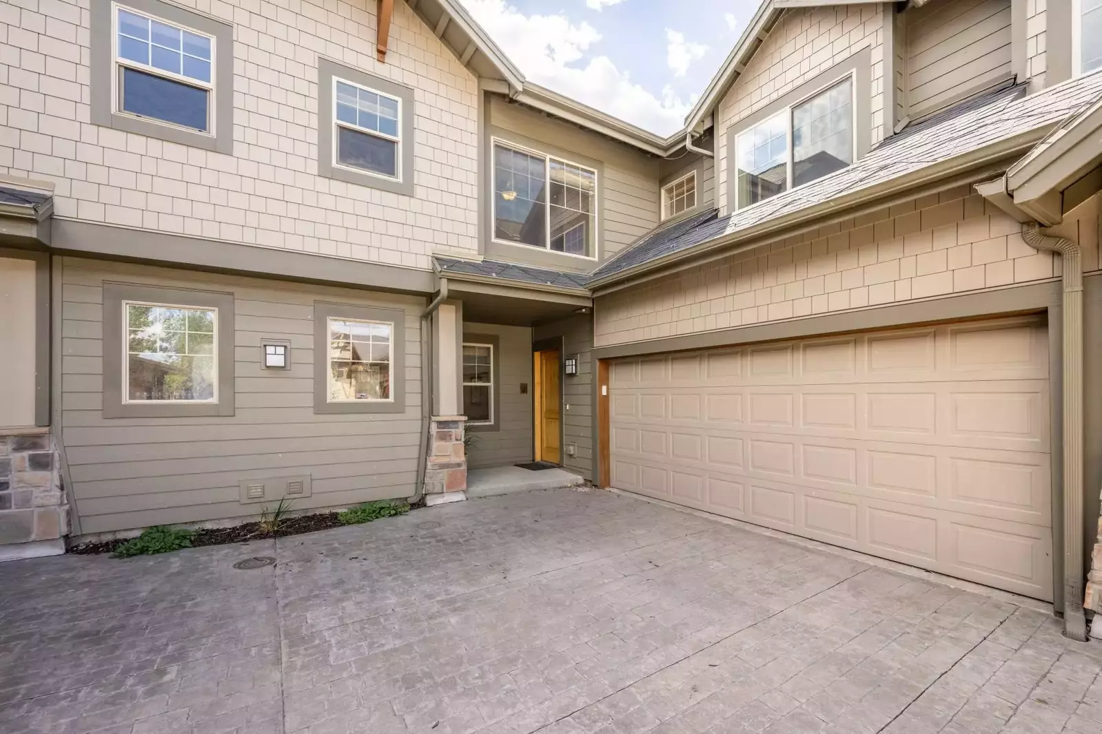 The home has a private 2 car garage