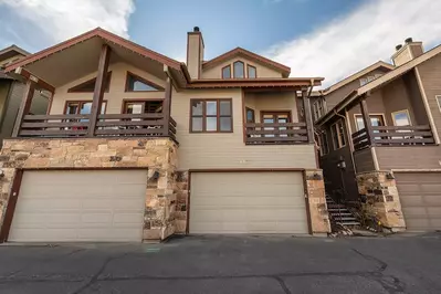 This immaculate property features four (4) spacious bedrooms, four (4) modern bathrooms, a gourmet kitchen, HDTV’s, Jacuzzi hot tub, Wi-Fi and more!