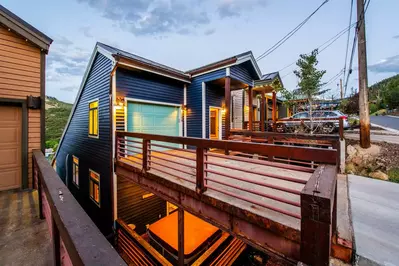 Old Town Park City 5-Bedroom Ski Home – 1190 Lowell