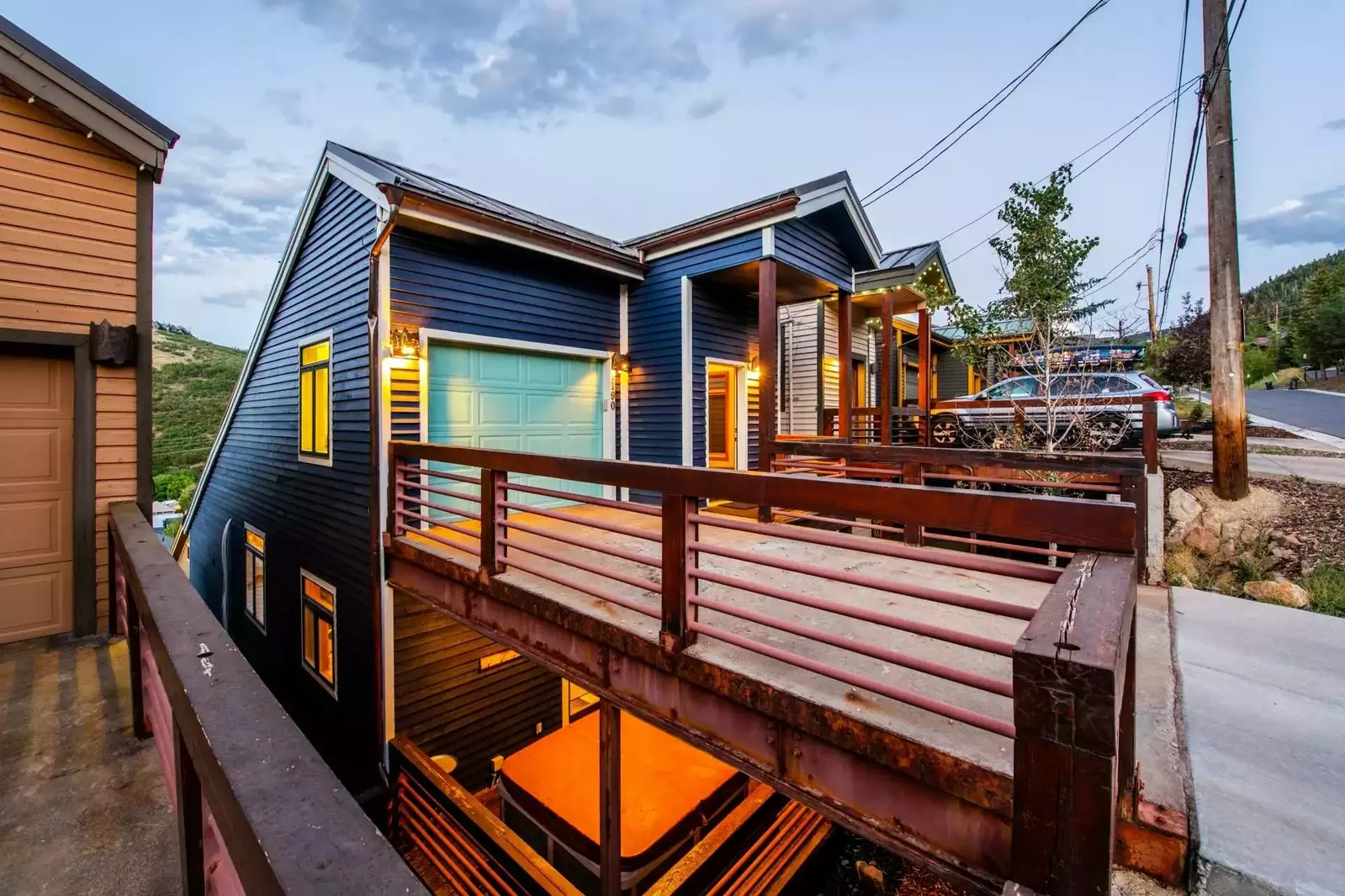 Fully Restored Lowell Ave Home w Private Hot Tub!