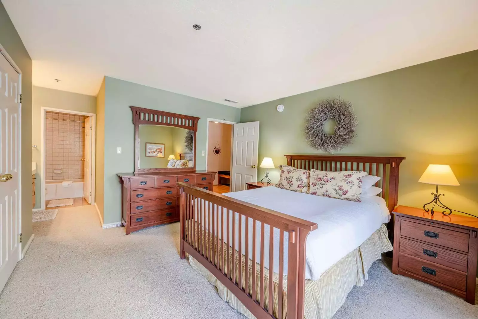 Primary Suite with Large Windows, Large Closet, High End Pillowtop Queen Mattress, HDTV, En Suite Bathroom