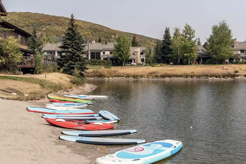 Welcome to Deer Valley Fawngrove, Free SUP & Kayak Rental Included in Your Stay!