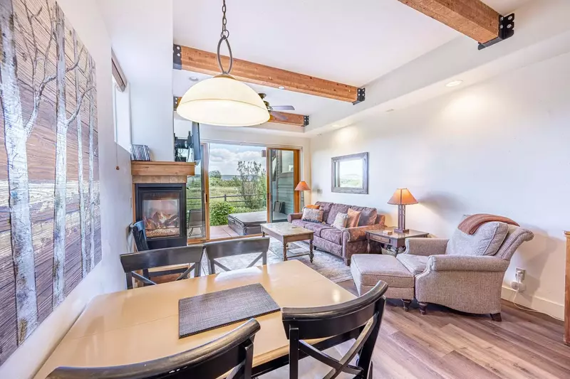 The best conversations happen around the dinner table! The open floor plan allows everyone to be together before and during meal time! The hardwood di