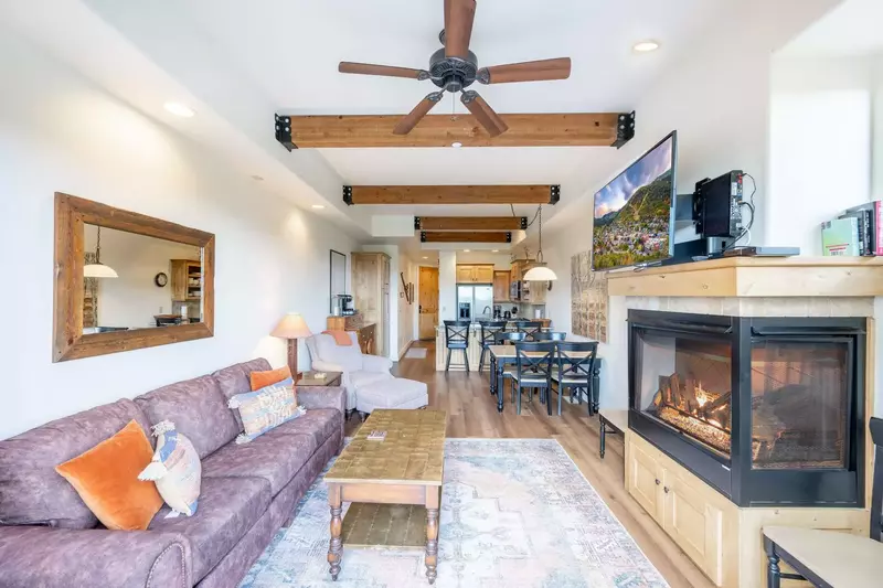 Comfy family room with new furniture, new HDTV and a cozy fireplace - perfect for chilly winter nights!