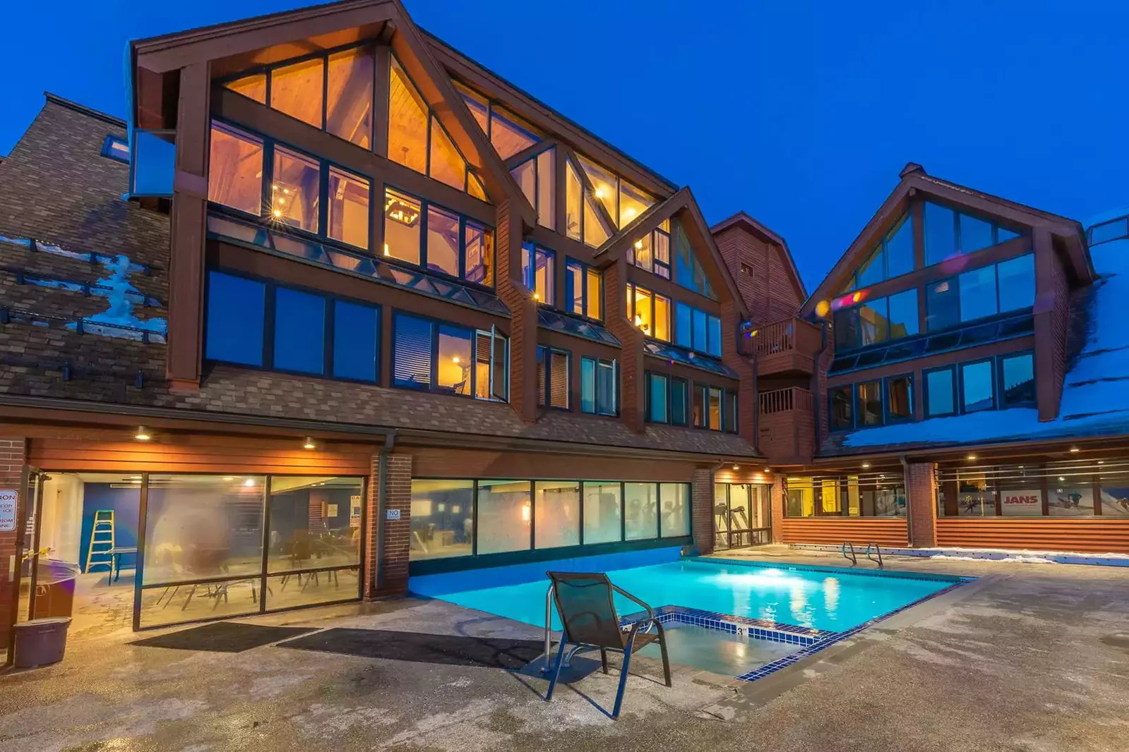 Welcome to The Lodge At Park City Mountain Resor–A TRUE Ski In/ Ski Out Location! Your Stay Also Includes Resort Amenities Year Round - Including Heat