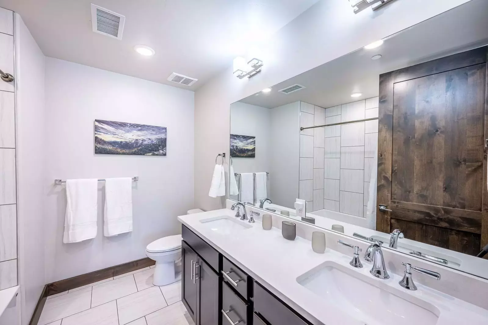 Blackstone Flats 212