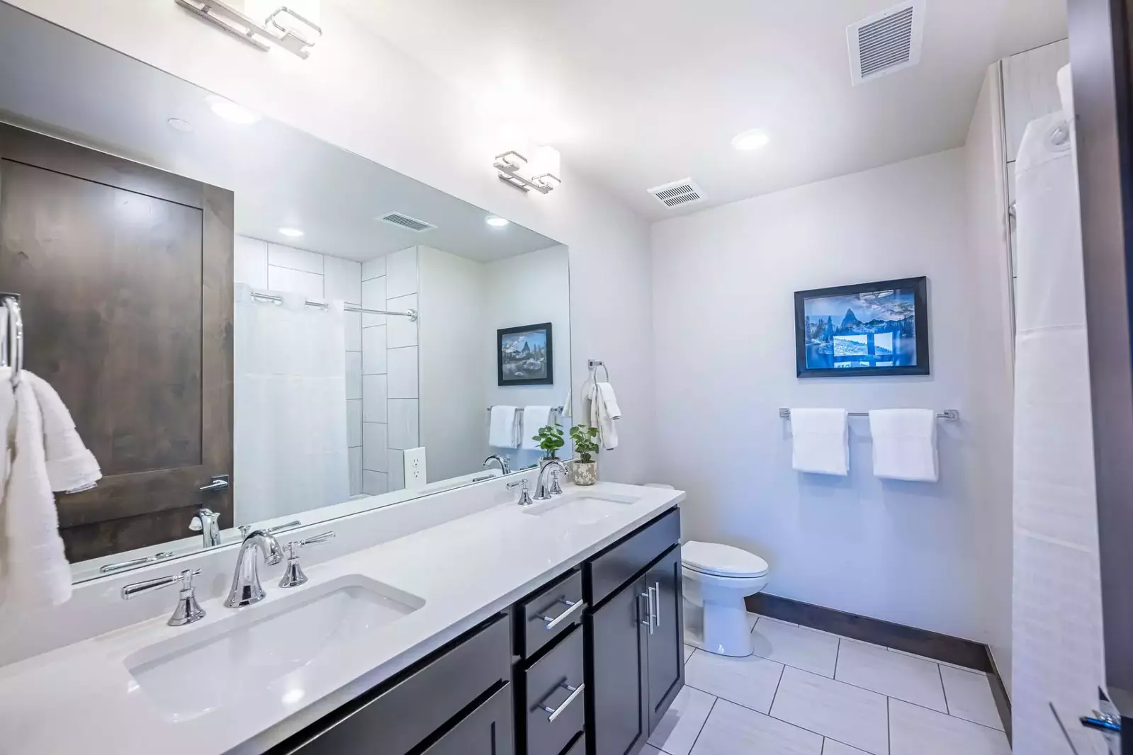 Blackstone Flats 201