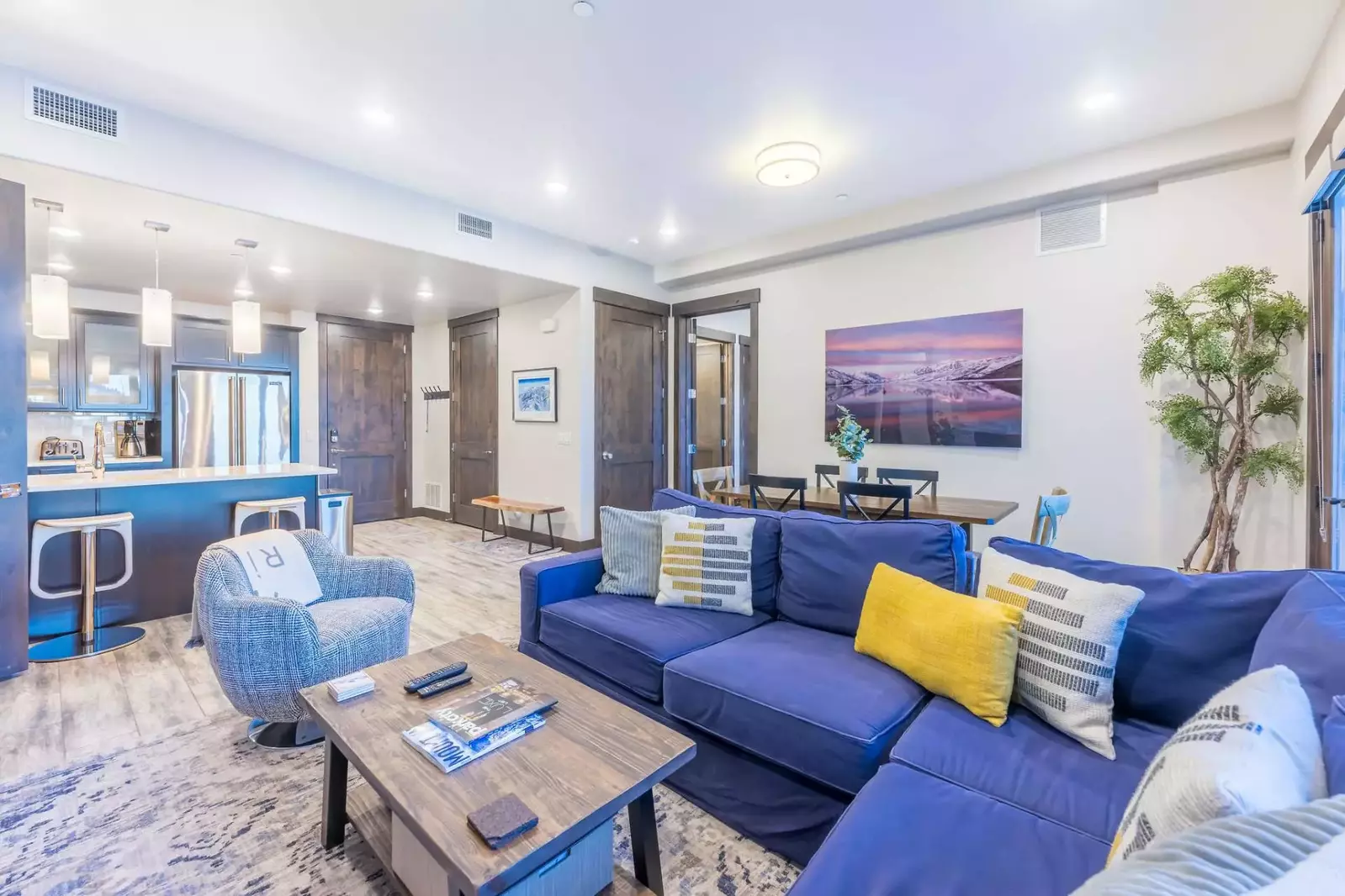 Blackstone Flats 201