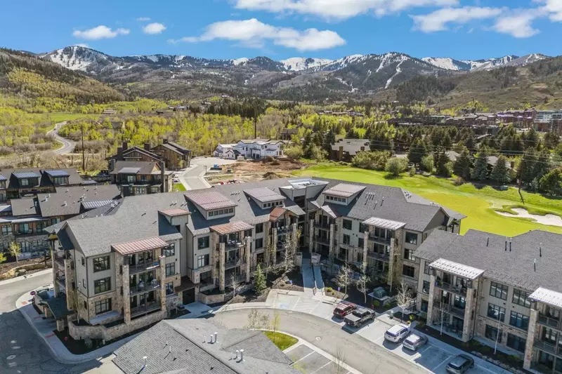 Blackstone Flats Penthouse 304