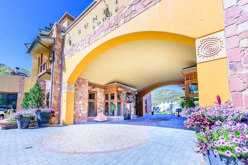 Sundial Lodge at Canyons, Park City. Enjoy true ski-in/ski-out convenience with direct ski access from the property.