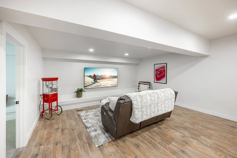 Unwind in our private theater Room with a retro popcorn machine that makes nights stayed in even better