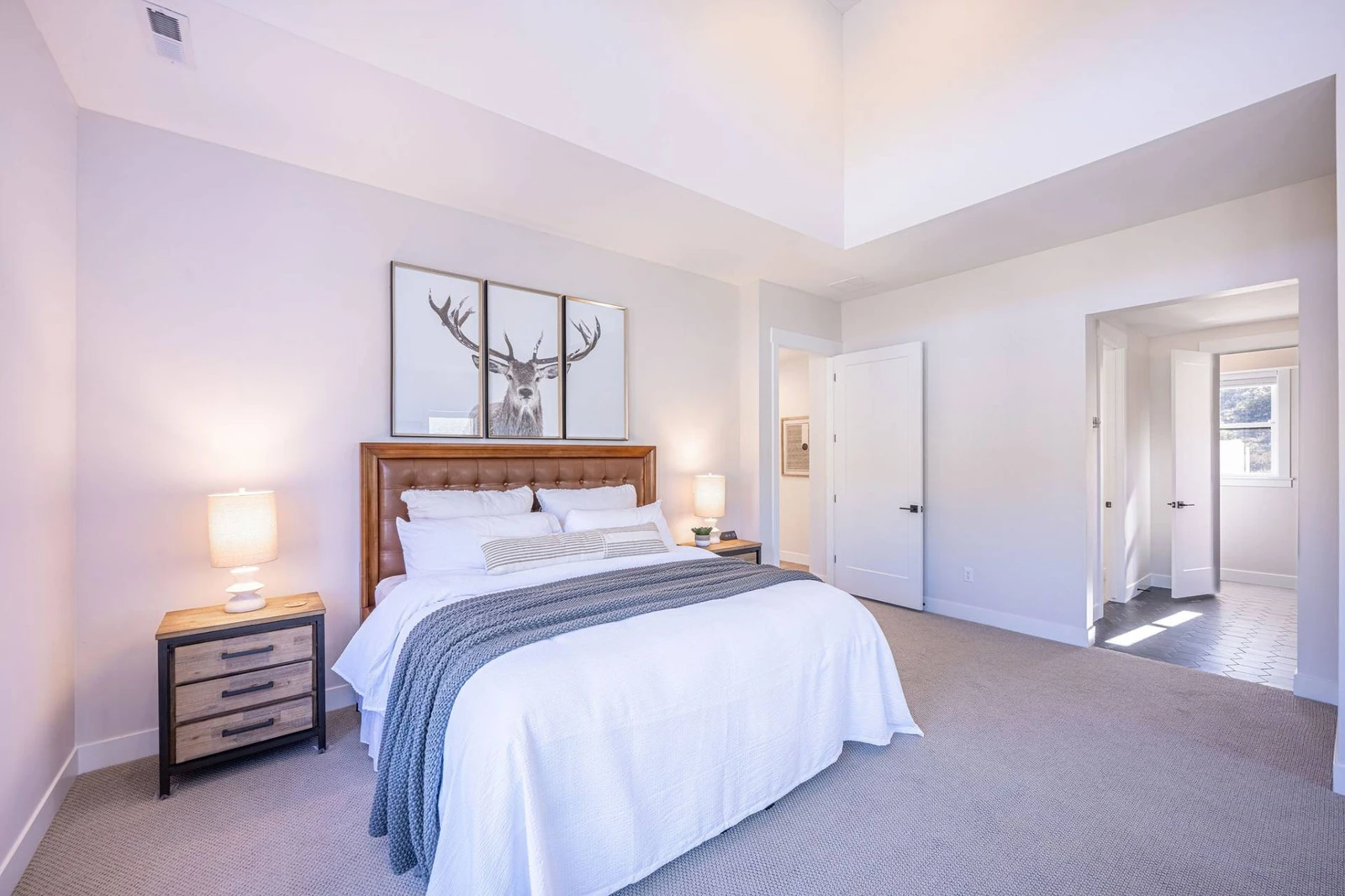 The primary suite has a private en suite large bathroom and an oversized walk in closet