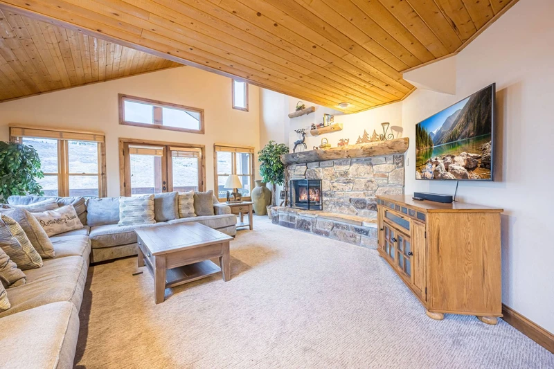 Park City Group Lodging | Lowell Collection