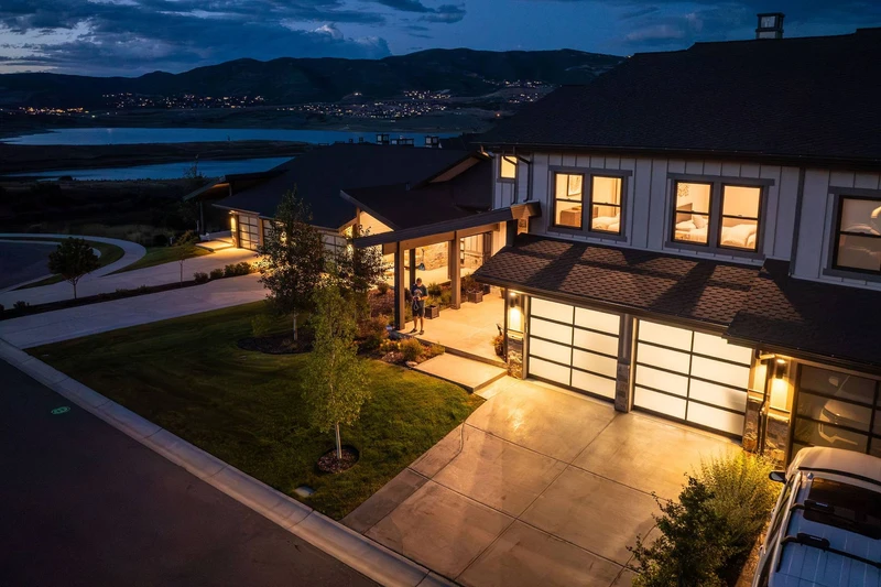 Deer Valley East | The Overlook at Mayflower
