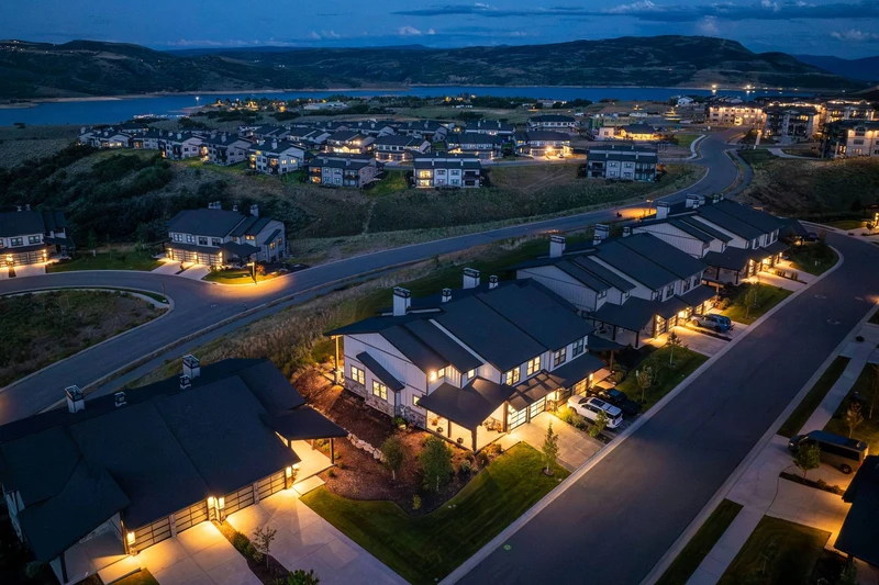 Deer Valley East | The Overlook at Mayflower