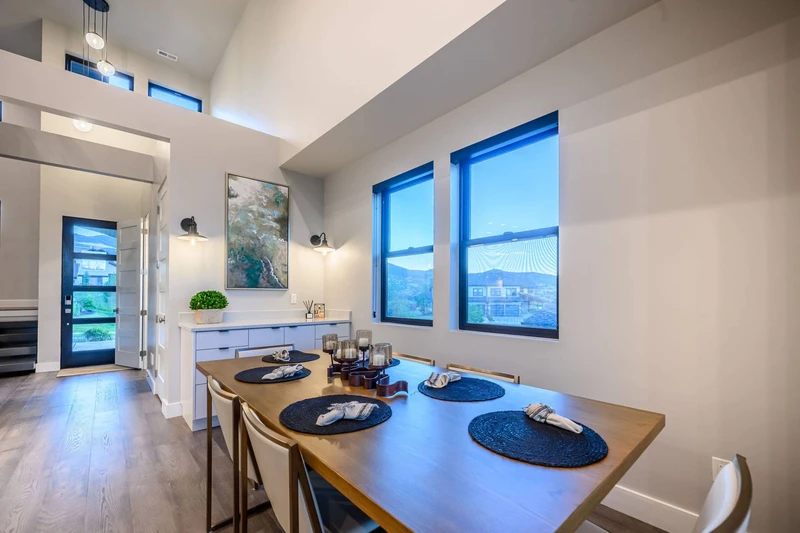 Deer Valley East | The Overlook at Mayflower