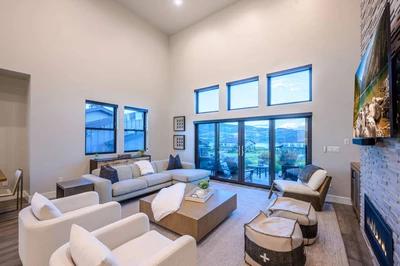 Deer Valley East | The Overlook at Mayflower