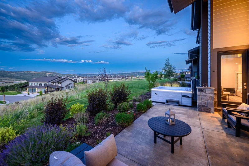Deer Valley East | The Overlook at Mayflower