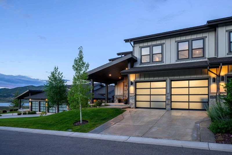 Deer Valley East | The Overlook at Mayflower