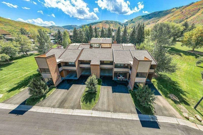 Park Ave Ski Condos - Easy Ski and Main Street Access