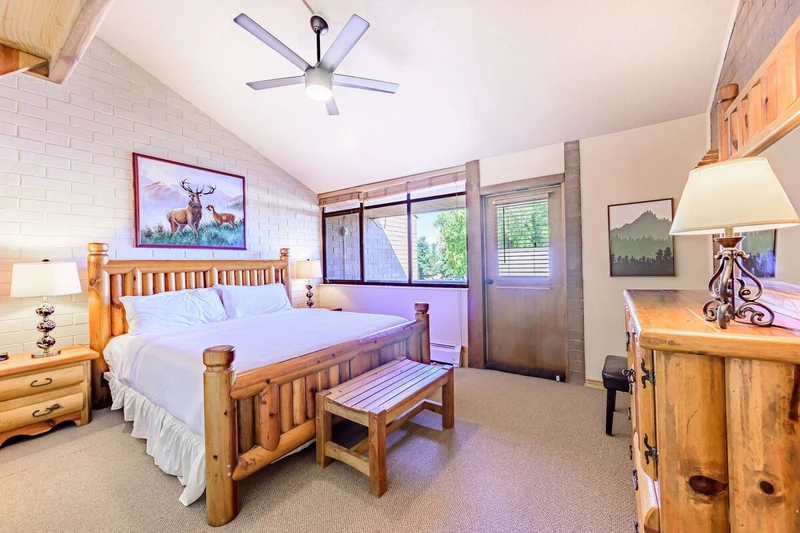 Primary Suite with King bed, located on the Main level of this Park Ave condo