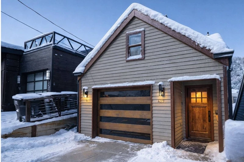 Old Town Park City vacation rental. Exterior of 439 Ontario Avenue in winter, a short walk to Town Lift skiing and Historic Main Street