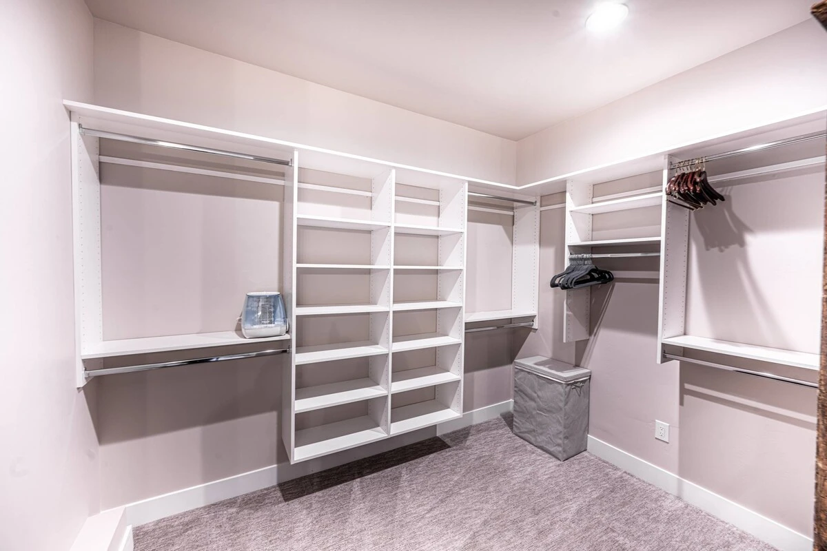 Furnished with spacious closets