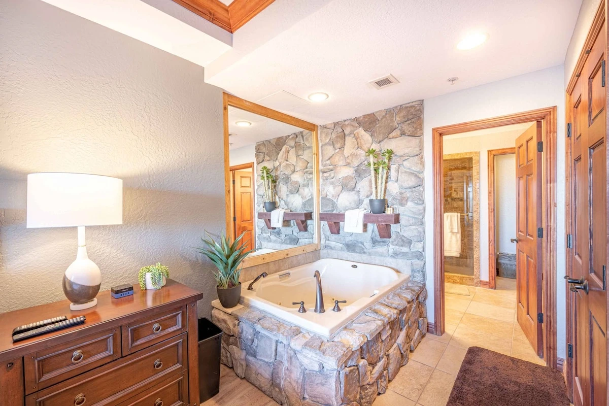 Primary Suite In Room Jetted Bath Tub